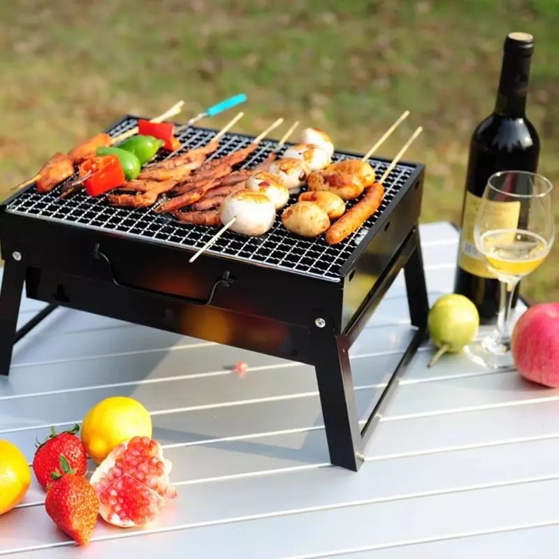 PORTABLE CHARCOAL GRILL